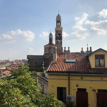 La Mansarda Sui Navigli Διαμέρισμα *