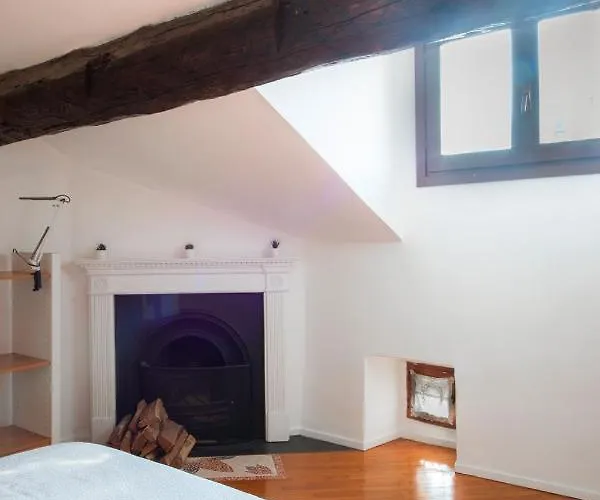 Apartman La Mansarda Sui Navigli *